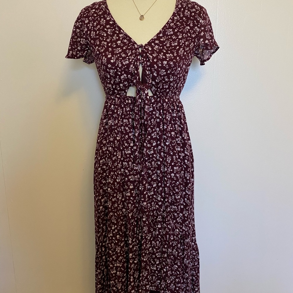 Abercrombie & Fitch ruffle hem midi dress